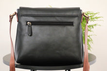 Load image into Gallery viewer, BLACK CROSSBODY WITH BROWN STRAP
