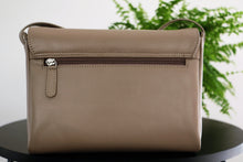 Load image into Gallery viewer, BROWN CROSSBODY