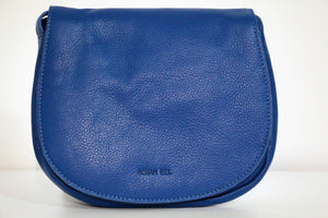 CURVED CROSSBODY